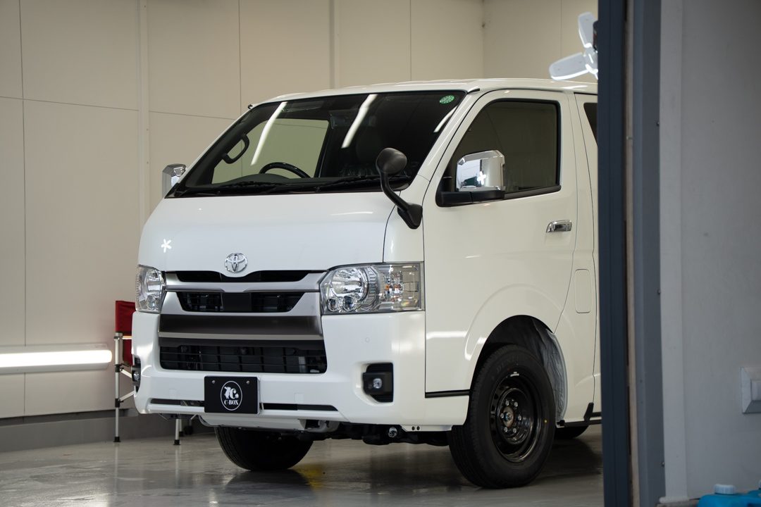 トヨタ ハイエースの施工写真 2|富山県 PROTENA
