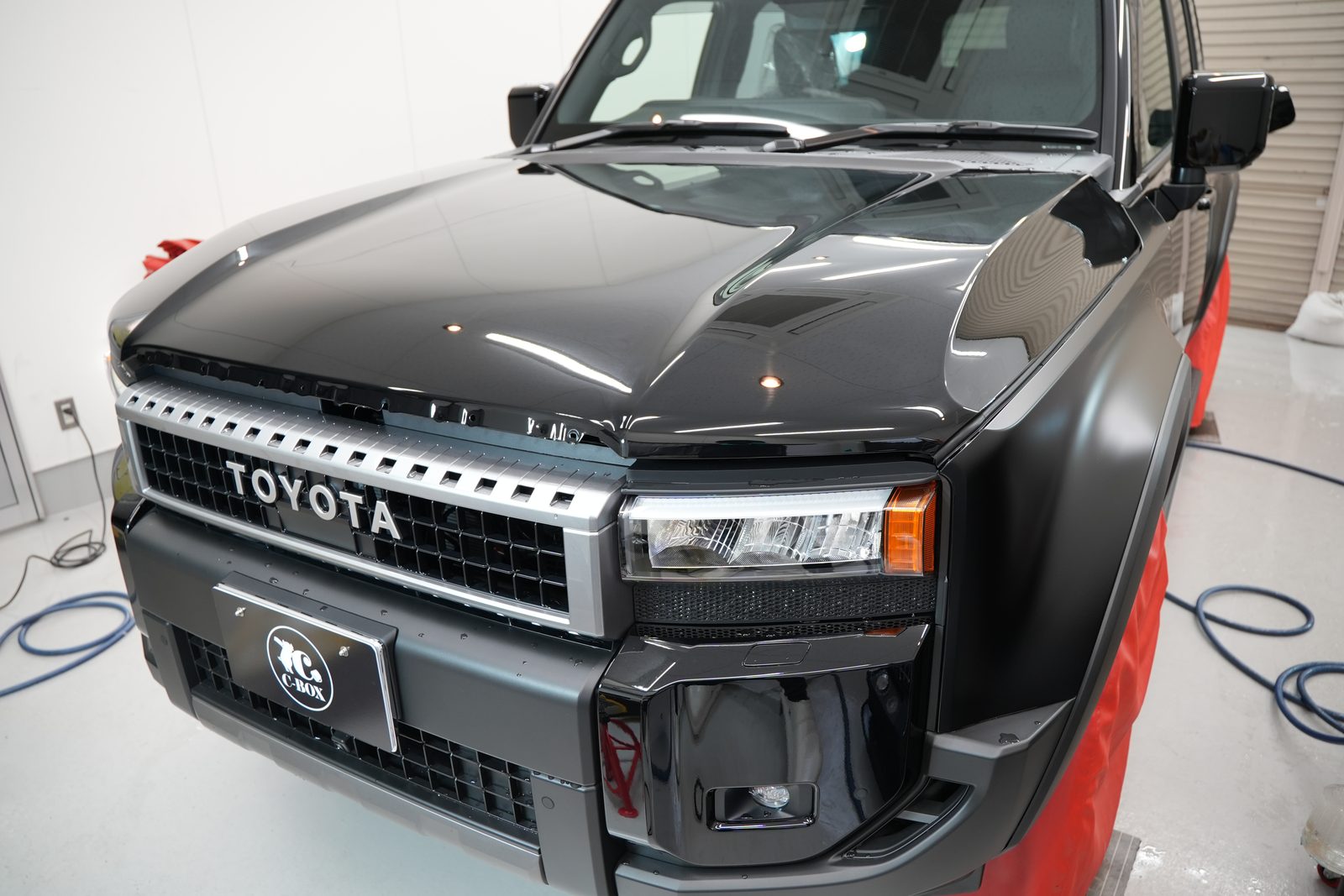 トヨタ ランドクルーザー250 ボディ全面 PPFの施工写真 5|富山県 PROTENA