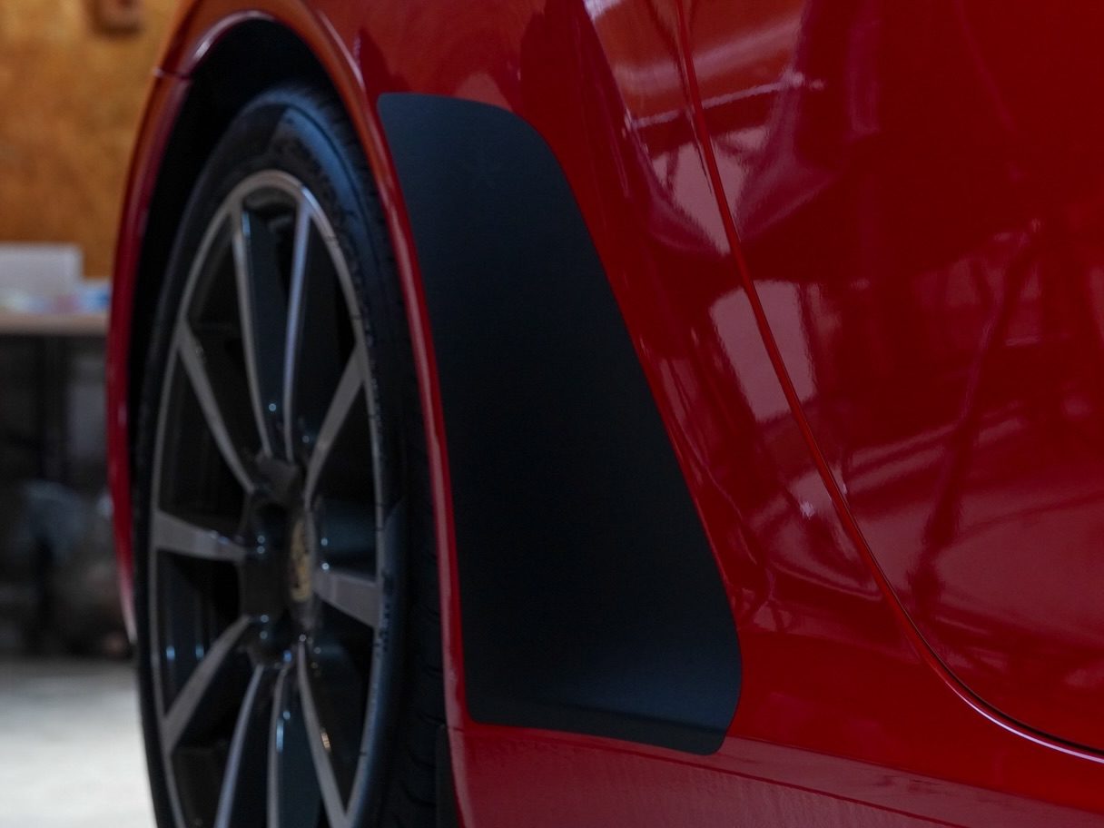 ポルシェ 911 カブリオレのプロテクションフィルム(PPF)・ヘッドライトPPF・カーラッピング施工 写真4