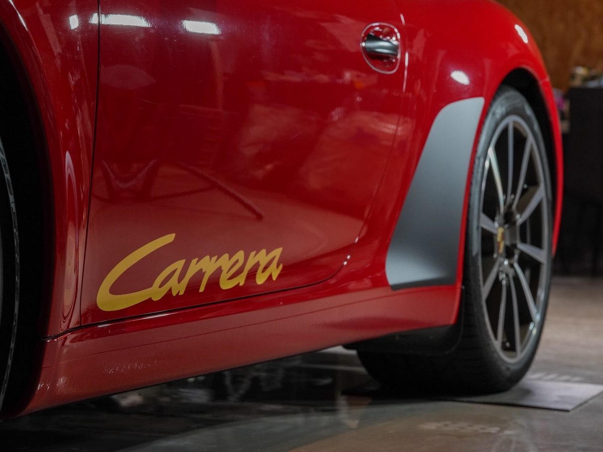 ポルシェ 911 カブリオレのプロテクションフィルム(PPF)・ヘッドライトPPF・カーラッピング施工 写真6