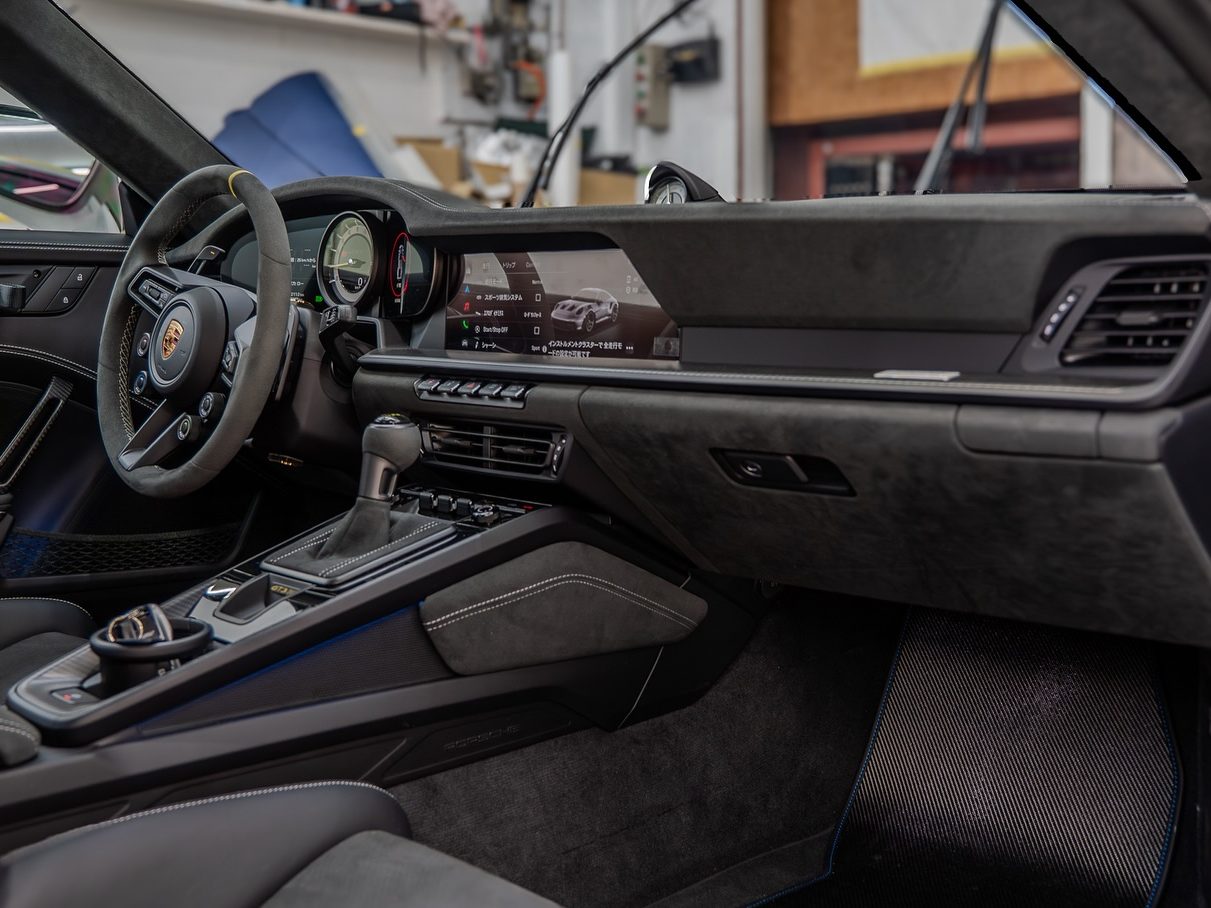 ポルシェ 911 GT3 RSのプロテクションフィルム(PPF)・フロントガラスのプロテクションフィルム・コーティング施工 写真7
